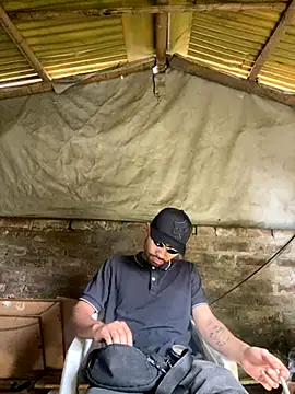 Snapshot of Jestebanano chatting on November 7, 9:30 pm Jestebanano online show from November 7, 9:30 pm