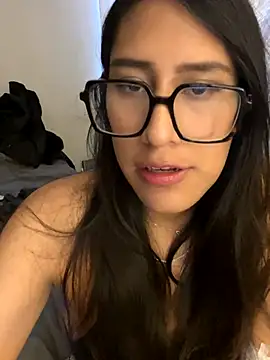 AleFantasy0001 online show from October 22, 9:24 pm