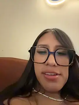 AleFantasy0001 online show from March 31, 5:20 am