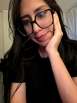 AleFantasy0001 online show from October 11, 4:13 am