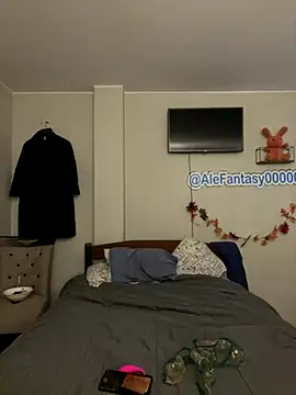 AleFantasy0001 online show from November 29, 3:06 am