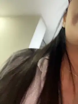 AleFantasy0001 online show from November 8, 3:32 am