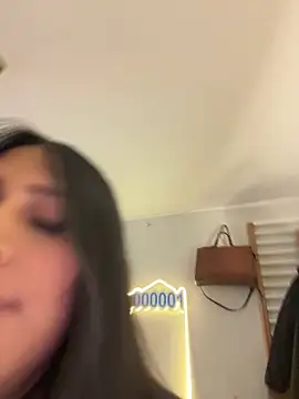 AleFantasy0001 online show from February 5, 6:15 pm