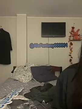 AleFantasy0001 online show from November 20, 11:58 pm