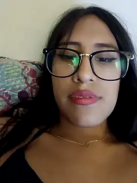 AleFantasy0001 online show from February 21, 9:11 pm