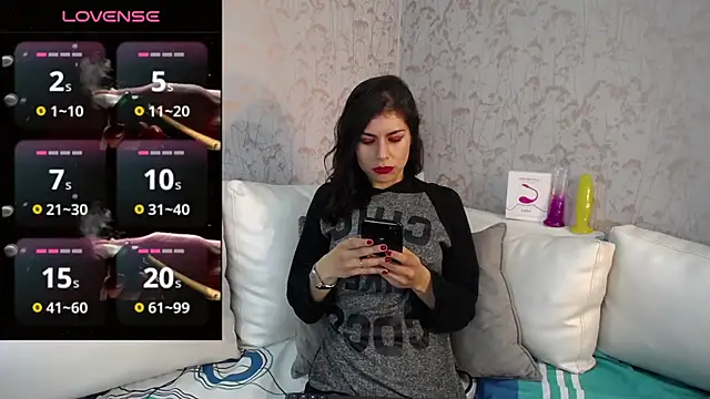 Snapshot of Melodi_Roux chatting on March 5, 1:39 pm Melodi Roux online show from March 5, 1:39 pm
