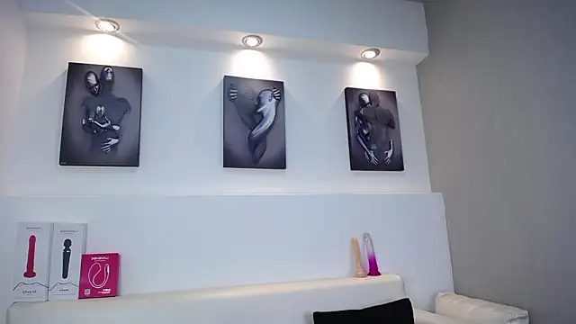 Melodi Roux online show from February 4, 12:44 pm