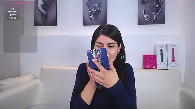 Melodi Roux online show from November 26, 1:22 pm