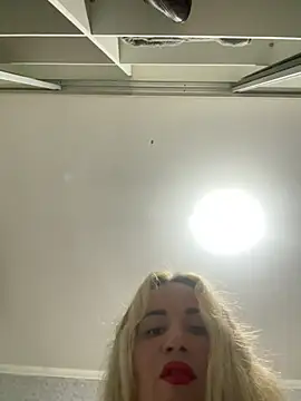 Snapshot of andressagdias chatting on December 7, 7:05 pm andressagdias online show from December 7, 7:05 pm