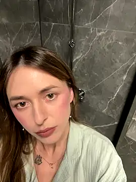 Snapshot of Sophie_Enzo chatting on October 16, 8:06 pm Sophie Enzo online show from October 16, 8:06 pm