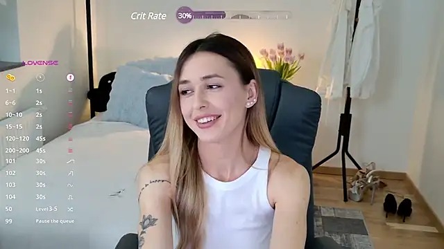 Snapshot of Sophie_Enzo chatting on March 11, 10:20 pm Sophie Enzo online show from March 11, 10:20 pm