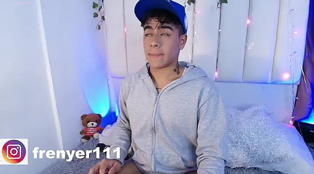 kiing azahell online show from February 5, 3:34 am