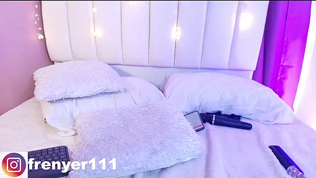 kiing azahell online show from March 14, 1:27 am