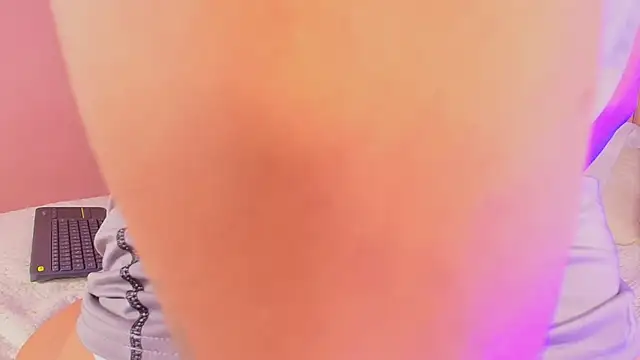 kiing azahell online show from October 17, 5:22 am