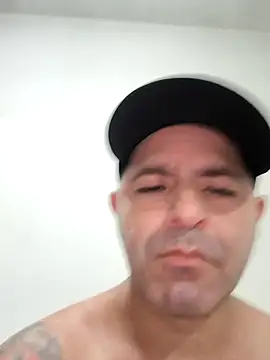 Snapshot of Marciogrei chatting on December 15, 8:03 pm Marciogrei online show from December 15, 8:03 pm