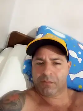 Snapshot of Marciogrei chatting on February 27, 12:03 am Marciogrei online show from February 27, 12:03 am