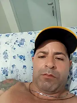 Snapshot of Marciogrei chatting on December 27, 11:31 pm Marciogrei online show from December 27, 11:31 pm