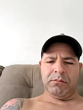 Snapshot of Marciogrei chatting on November 17, 8:02 pm Marciogrei online show from November 17, 8:02 pm