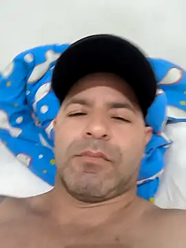 Snapshot of Marciogrei chatting on November 2, 2:11 pm Marciogrei online show from November 2, 2:11 pm