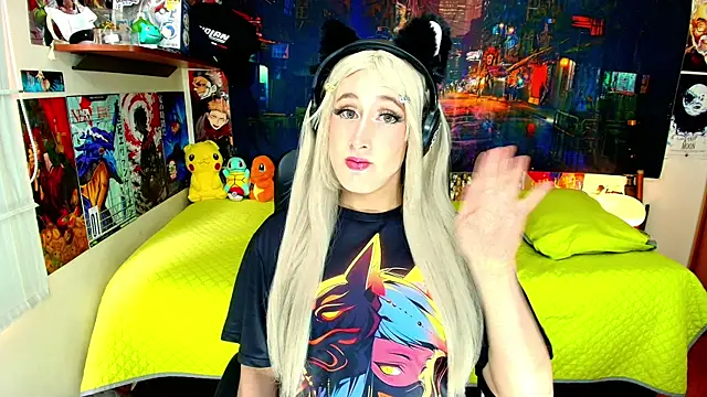 HakuRukushka online show from December 1, 8:10 pm