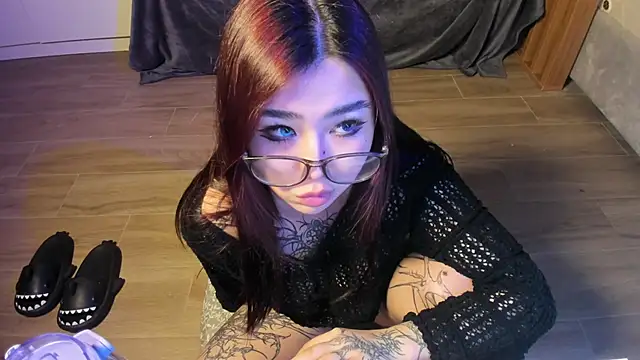 Yuriko May online show from March 7, 7:38 pm
