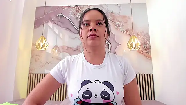 Snapshot of EvelynSweet1 chatting on November 13, 7:29 pm EvelynSweet1 online show from November 13, 7:29 pm