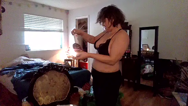 sophiarica online show from June 2, 5:46 pm