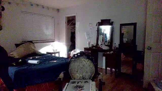 sophiarica online show from June 4, 3:00 am