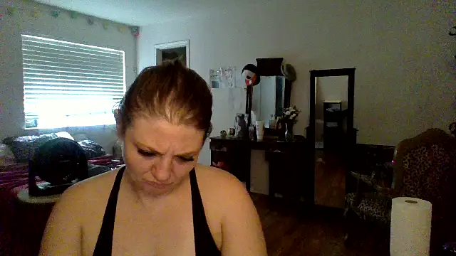 sophiarica online show from May 20, 9:23 pm