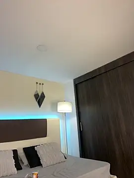 MattDevon online show from December 19, 4:49 am