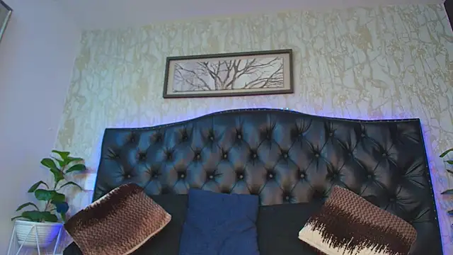 MattDevon online show from March 6, 3:34 am