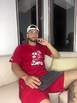 MattDevon online show from March 26, 1:15 am