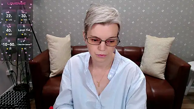 Cutie Erikaa1 online show from October 12, 2:24 am