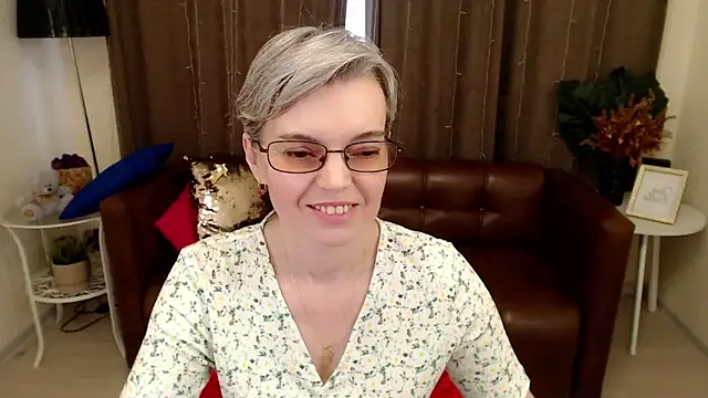 Cutie Erikaa1 online show from March 15, 5:41 am