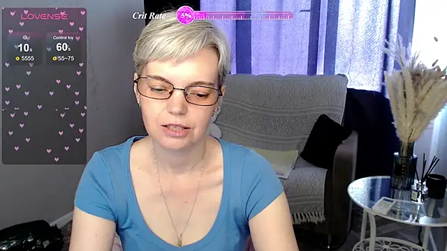 Cutie Erikaa1 online show from May 26, 2:20 am
