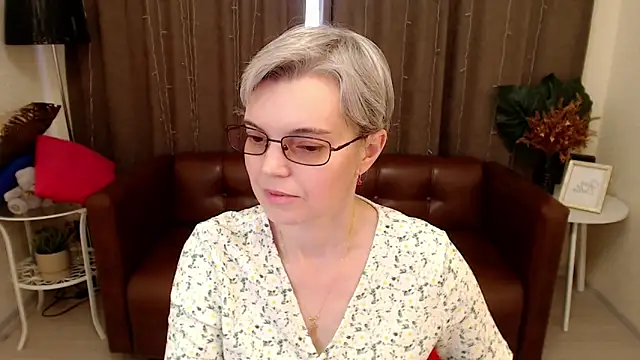 Cutie Erikaa1 online show from March 14, 8:42 am