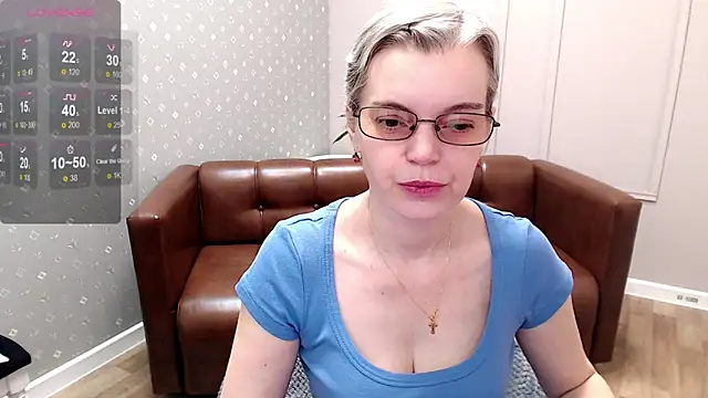 Cutie Erikaa1 online show from March 19, 2:33 am