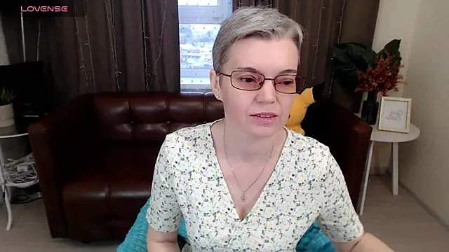 Cutie Erikaa1 online show from September 10, 2:32 am