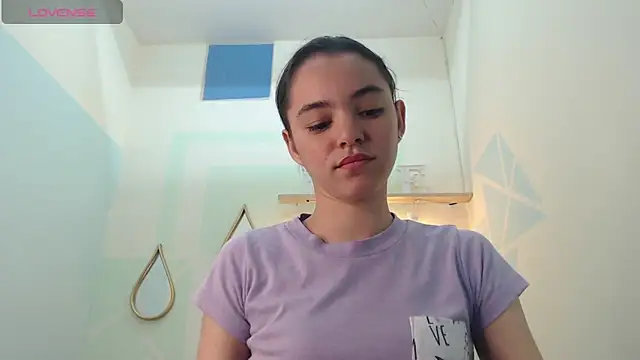 Mia-kalinfa online show from February 17, 12:49 pm