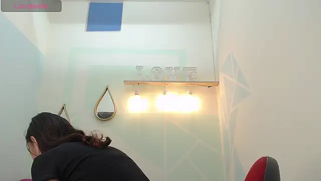 Mia-kalinfa online show from February 4, 12:11 pm