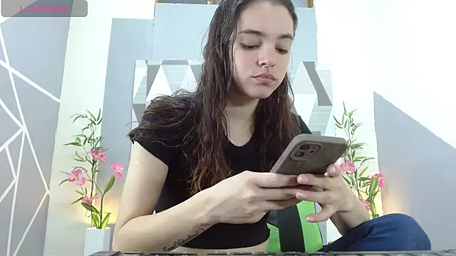 Mia-kalinfa online show from January 30, 10:51 pm