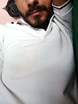 Snapshot of Gujrat_player chatting on November 4, 6:50 am Gujrat player online show from November 4, 6:50 am