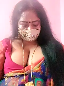 Snapshot of maniisha chatting on February 1, 8:37 pm maniisha online show from February 1, 8:37 pm