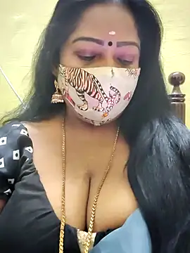 Snapshot of maniisha chatting on October 3, 7:04 pm maniisha online show from October 3, 7:04 pm