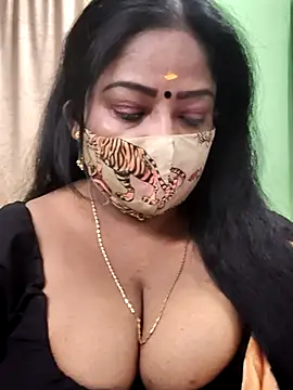 Snapshot of maniisha chatting on October 25, 7:36 pm maniisha online show from October 25, 7:36 pm