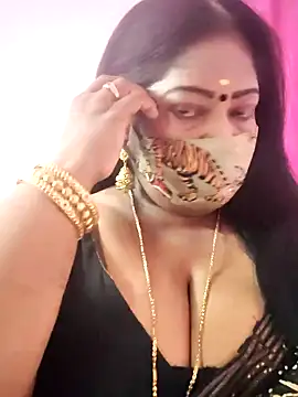 Snapshot of maniisha chatting on February 3, 6:28 pm maniisha online show from February 3, 6:28 pm