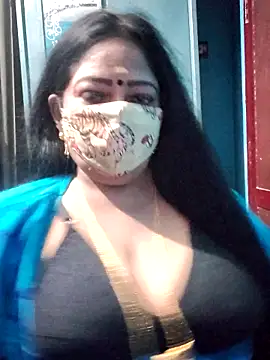 Snapshot of maniisha chatting on February 11, 9:09 am maniisha online show from February 11, 9:09 am