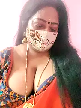 Snapshot of maniisha chatting on February 18, 8:47 pm maniisha online show from February 18, 8:47 pm