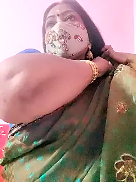 Snapshot of maniisha chatting on February 24, 6:36 pm maniisha online show from February 24, 6:36 pm