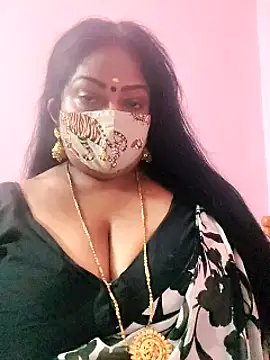 Snapshot of maniisha chatting on February 8, 8:32 pm maniisha online show from February 8, 8:32 pm